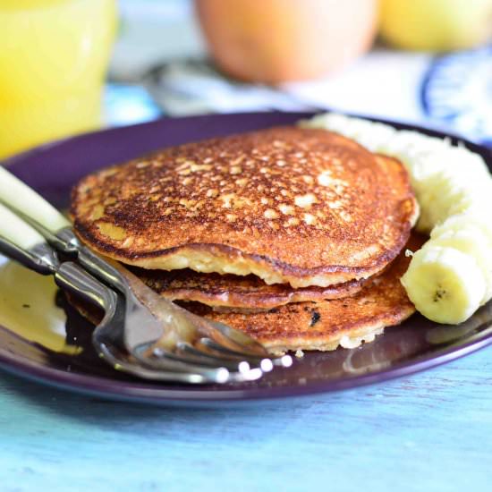 Banana And Oatmeal Pancakes