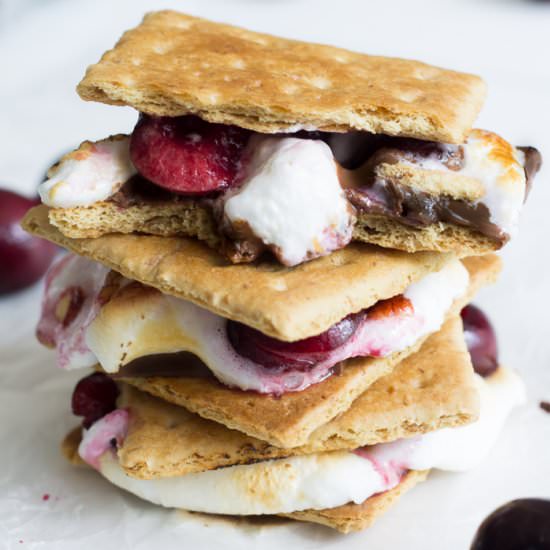 Dark chocolate cherry s’mores