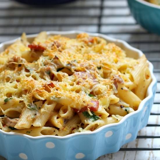 Spicy Bacon and Tuna Pasta Bake