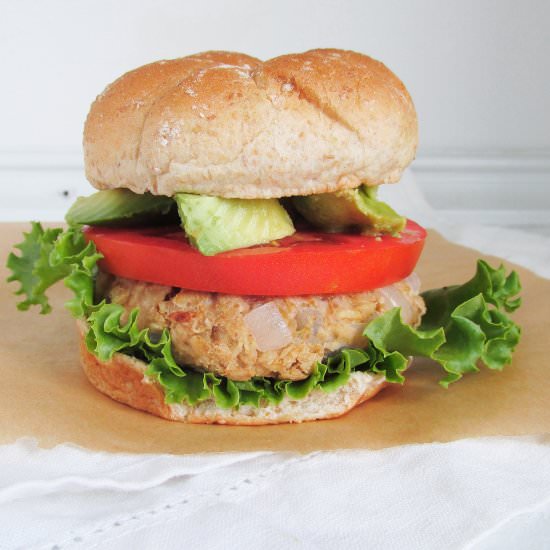 Easy Chickpea Oat Veggie Burger