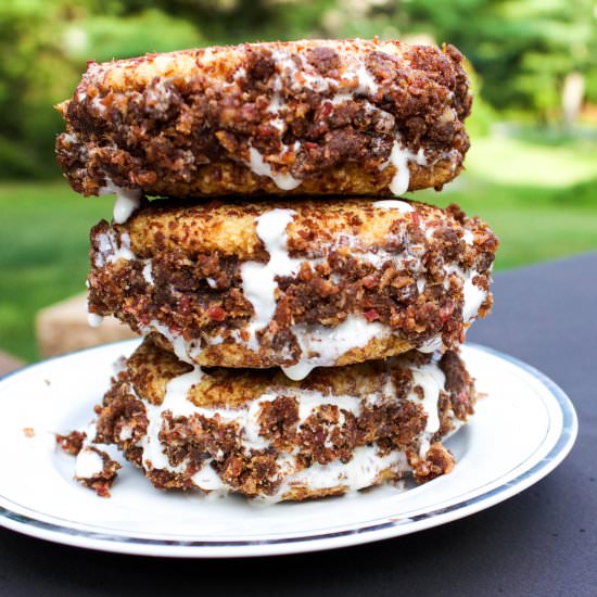 Bacon Snickerdoodle Ice Cream Sandy