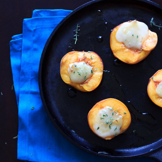 Easy honey baked peaches