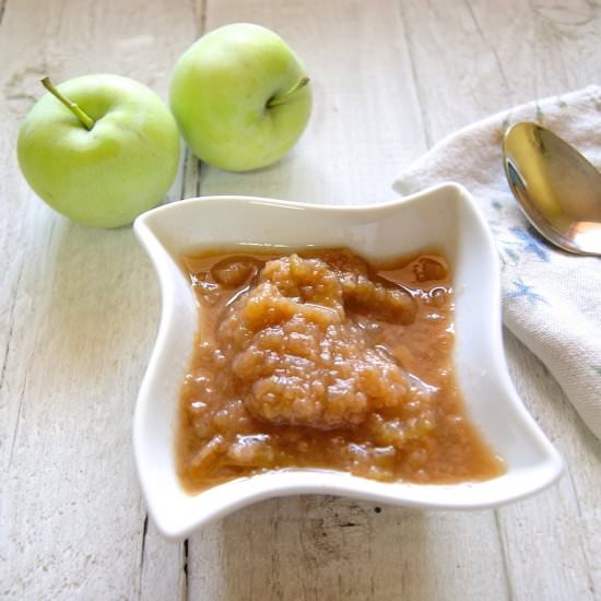 Slowcooker Honey-Vanilla Applesauce