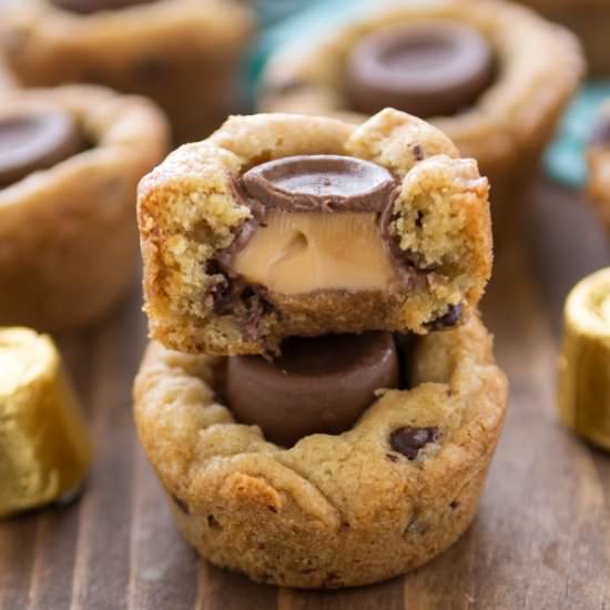 Rolo Chocolate Chip Cookie Cups