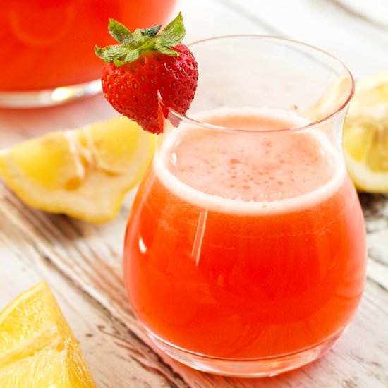 Homemade Strawberry Lemonade
