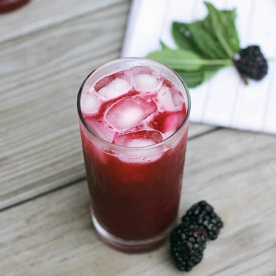 Blackberry Mojito Tea Lemonade