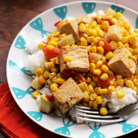 Kohlrabi, Corn & Tofu Curry