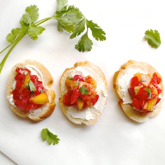 Peach Salsa Crostini