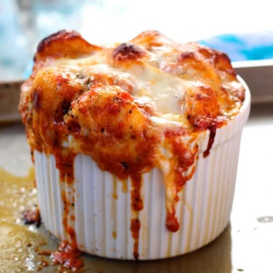 Pepperoni Pizza Monkey Bread