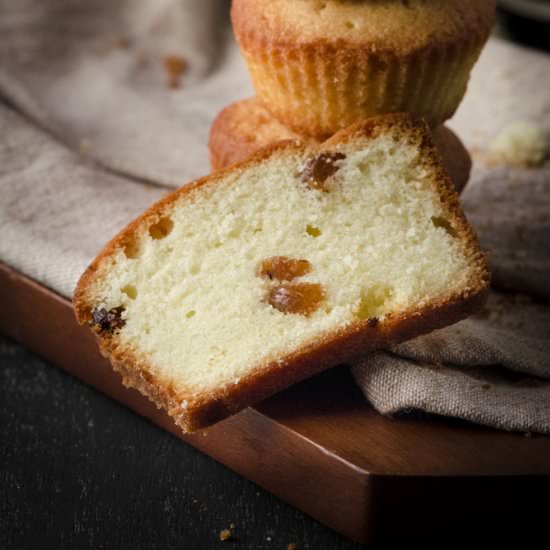 Classic English Raisin Loaf Cake
