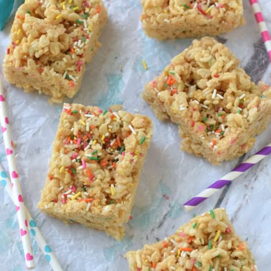 Cookies & Cream Cake Batter Krispie