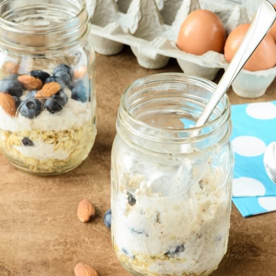 Overnight Oats with Blueberry