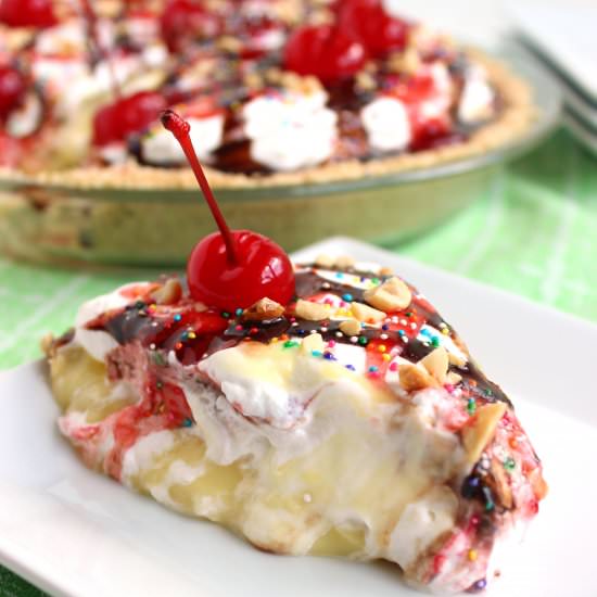 No-Bake Banana Split Pie