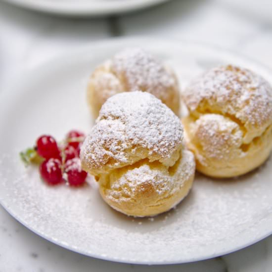 Almond Cream Puffs