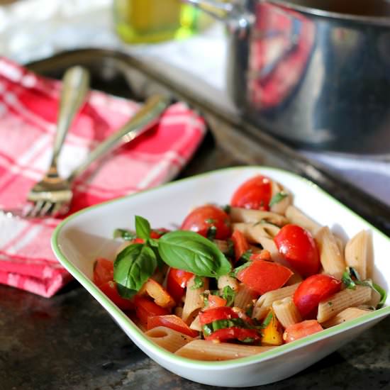 Pasta with Fresh Tomato Sauce