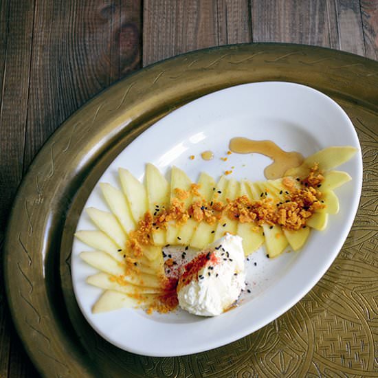 Mango Carpaccio with Curry Crumble