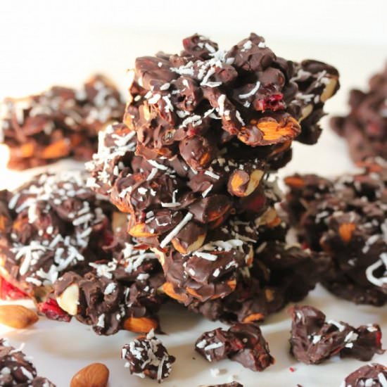 Dark chocolate almond bark