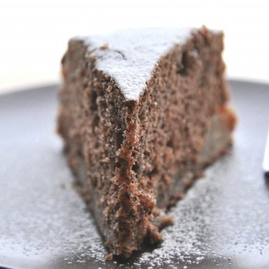 Soft Cake with Chocolate and Pears