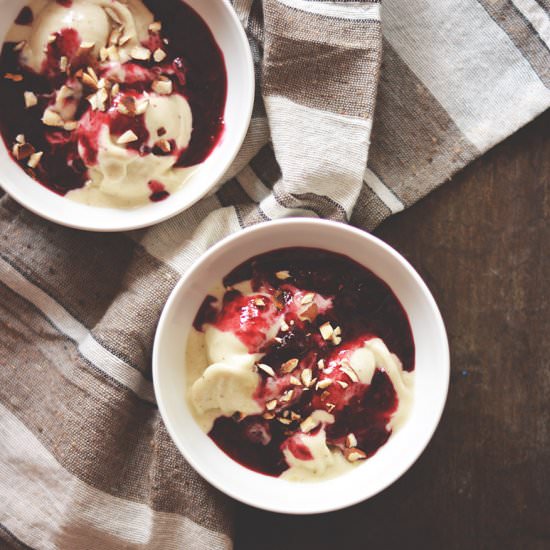 Rose berries compote w/ ice-cream