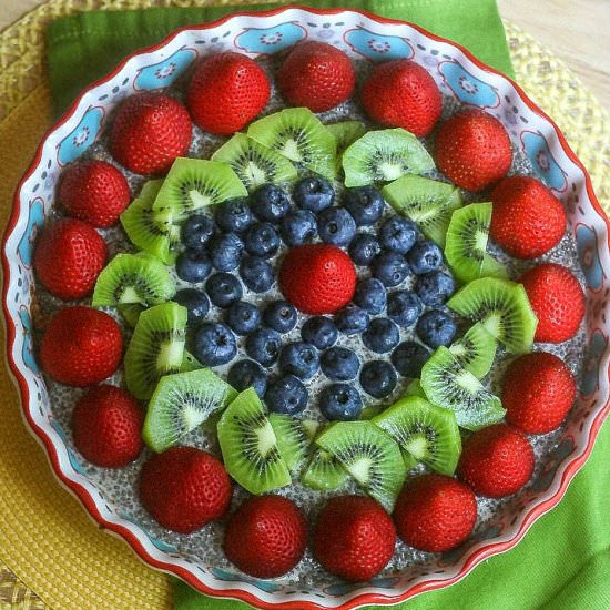 Vanilla Chia Pudding Pie