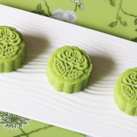 Pandan Snow Skin Mooncakes