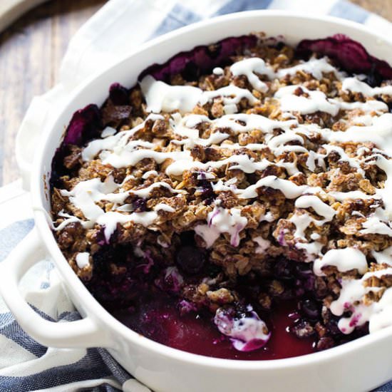 Simple Oat and Blueberry Crisp