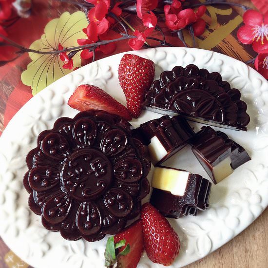 Chocolate Jelly Mooncake