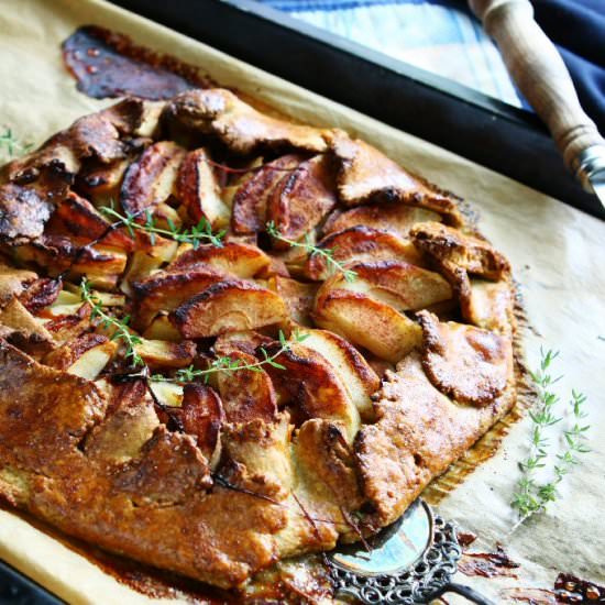 Apple Thyme Galette w Freekeh Crust