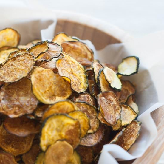Baked Curried Zucchini Chips