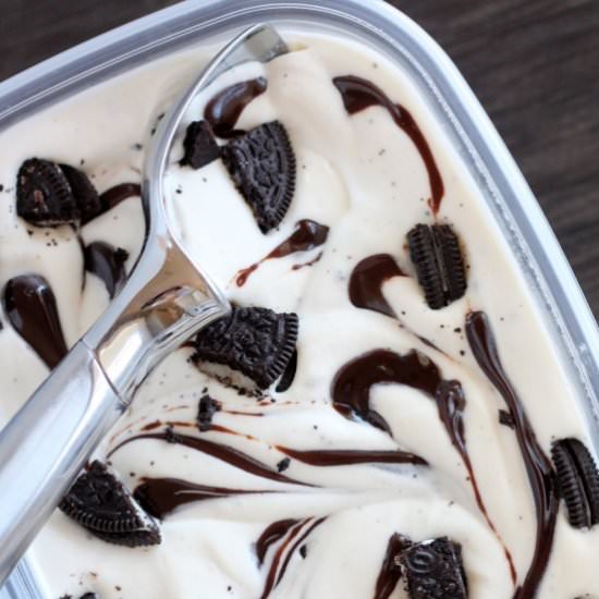 NO CHURN Oreo Fudge Ice Cream