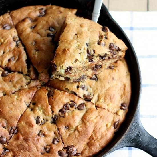 Whole grain banana choco chip cake