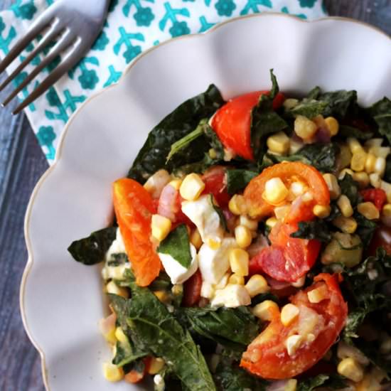 Golden corn salad with tomatoes