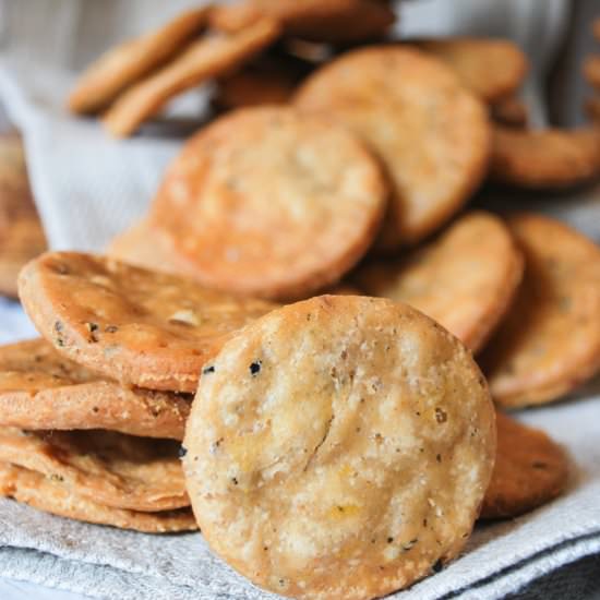 Masala Mathri – Indian Crackers