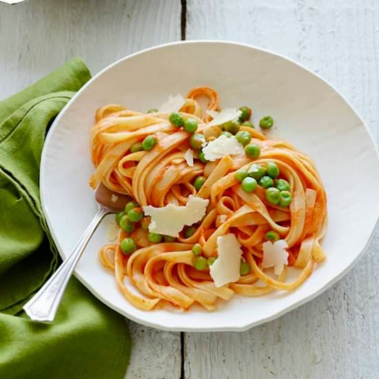 Roasted Red Pepper Pasta