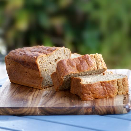 The BEST Healthy Banana Bread