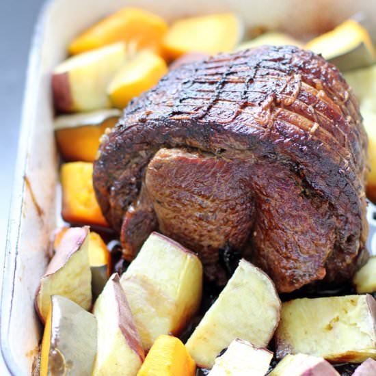 Roast Beef with Red Wine Gravy