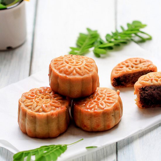 Traditional Chinese Moon Cakes