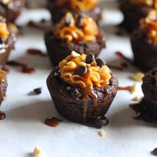Snickers Cookie Tarts