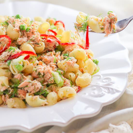 Roasted Salmon Pasta Salad