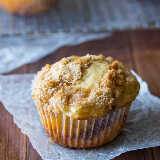 Apple Coffee Cake Muffins