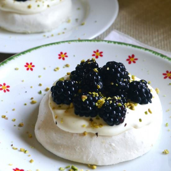 Mini Pavlovas