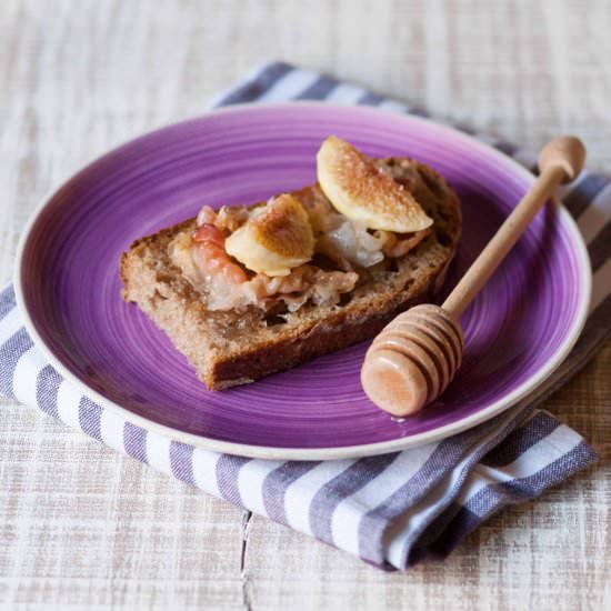 Toast with Figs, Bacon and Honey
