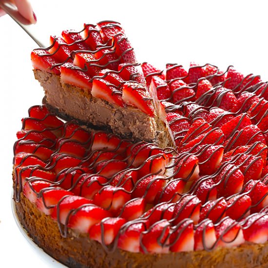 Strawberry Nutella Cheesecake