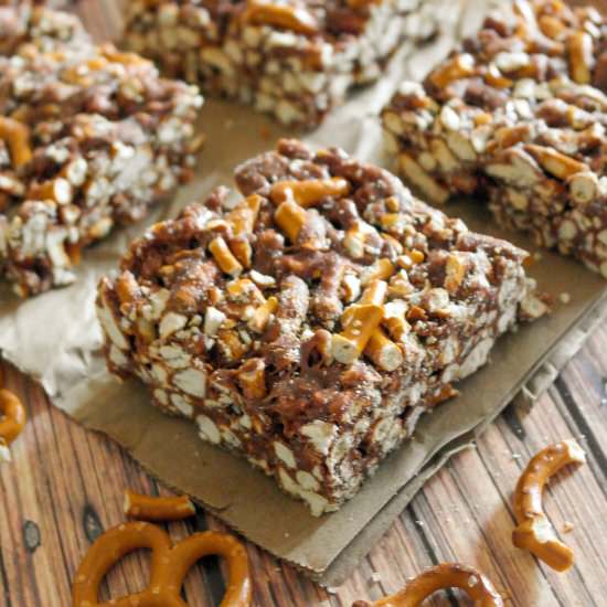 Nutella Marshmallow Pretzel Bars