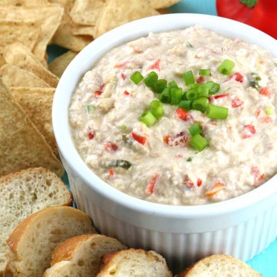 Slow Cooker Spicy Crab Dip