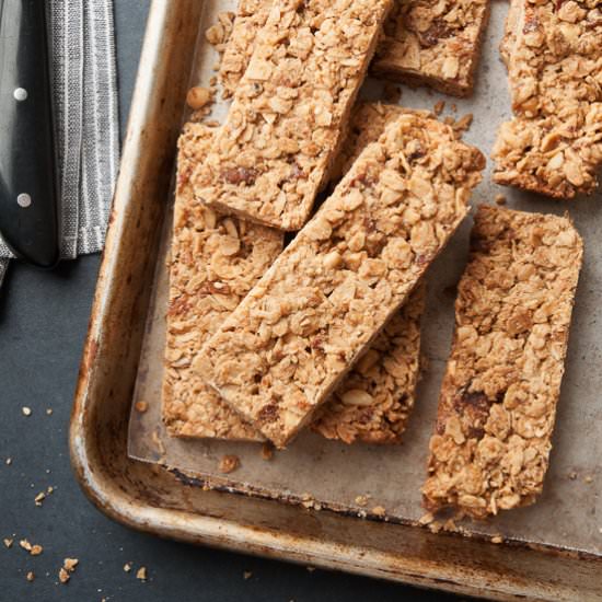 Peanut Butter Bacon Granola Bars