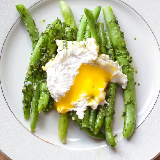 Parsley Pesto Beans and Egg