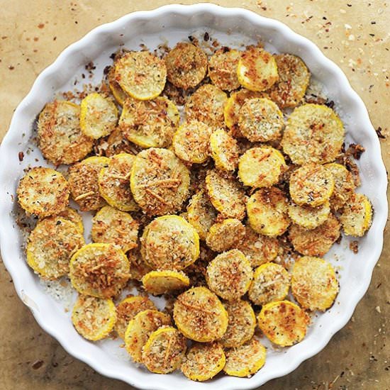 Garlic Parmesan Yellow Squash Chips