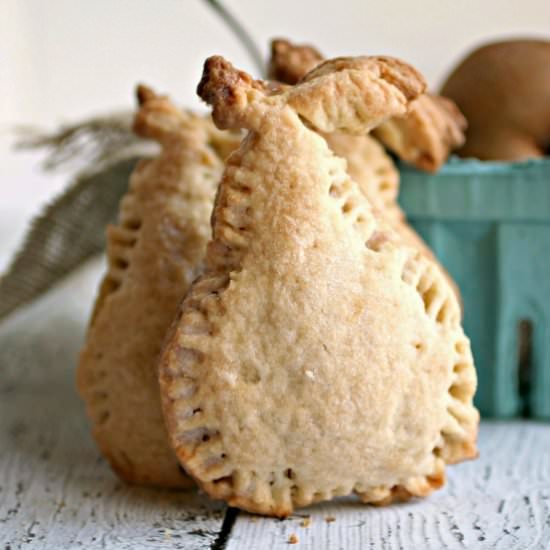 Spiced Pear Hand Pies