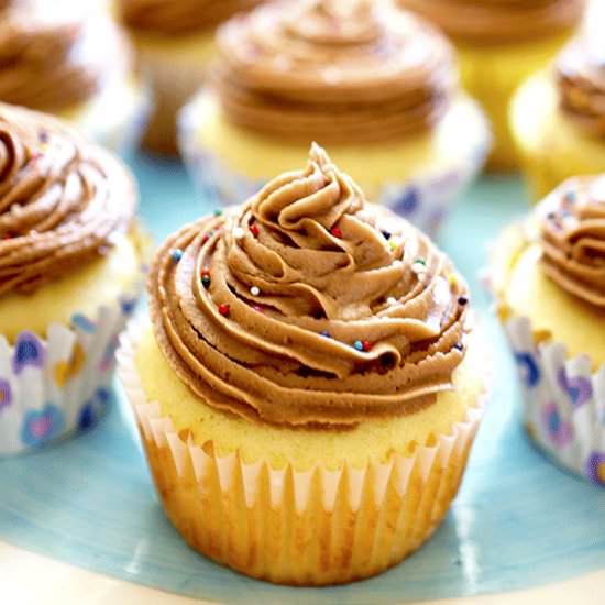 Yellow Cupcakes with Nutella Butter